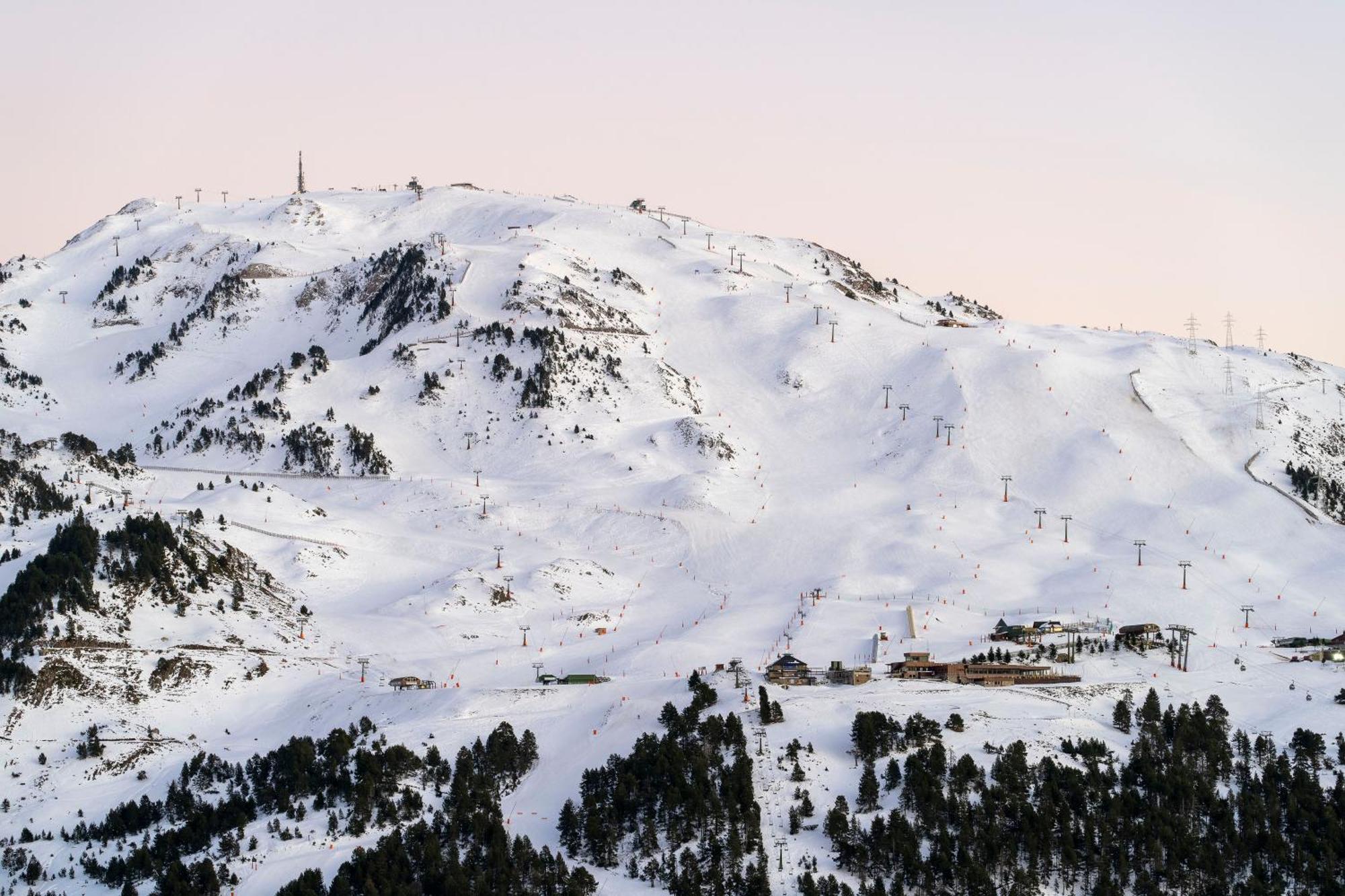 Eurostars La Pleta Hotel Baqueira Beret Exterior photo